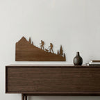 Skyline Montagna in Legno - Escursionisti e Cane