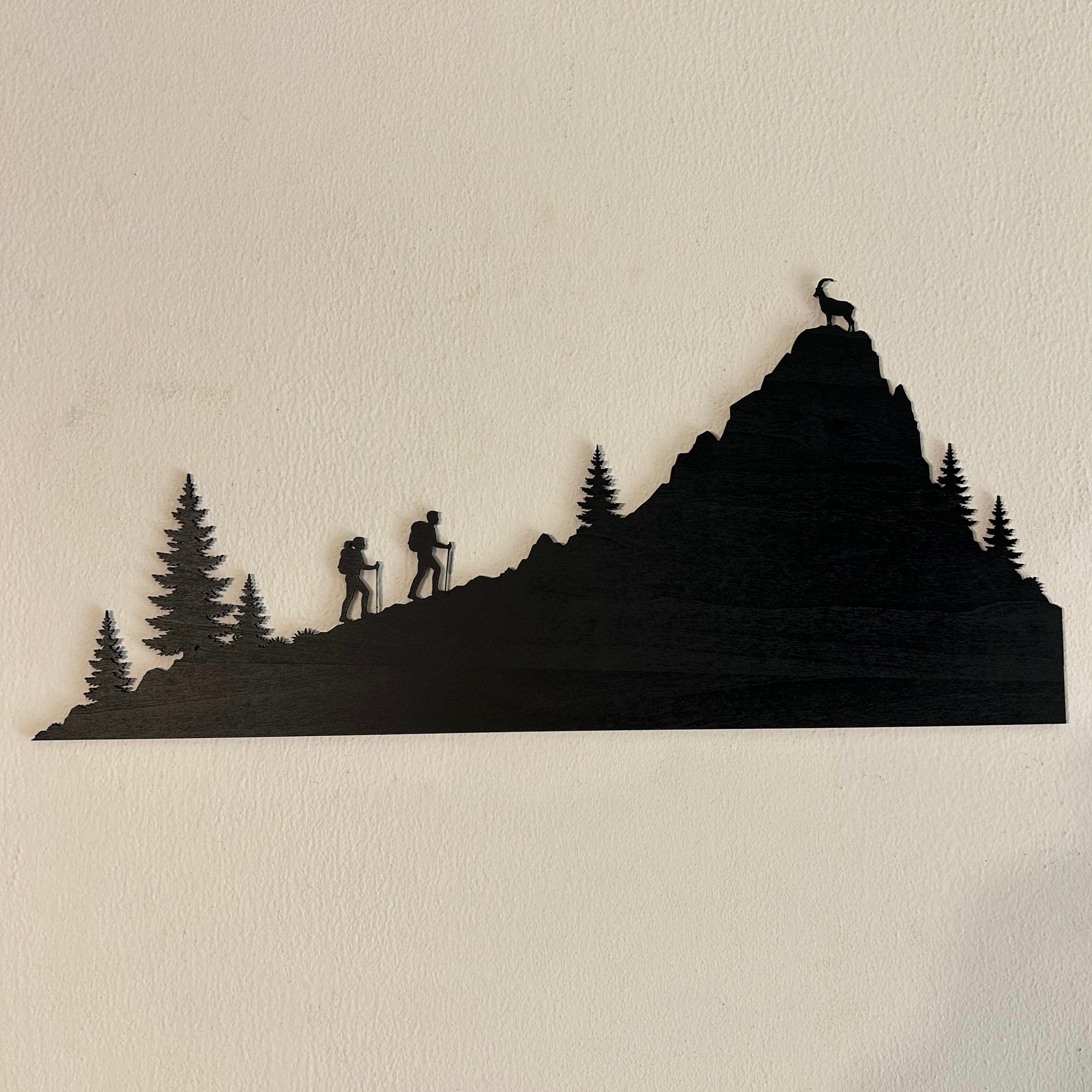 Skyline Montagna in Legno - Escursionisti e Stambecco