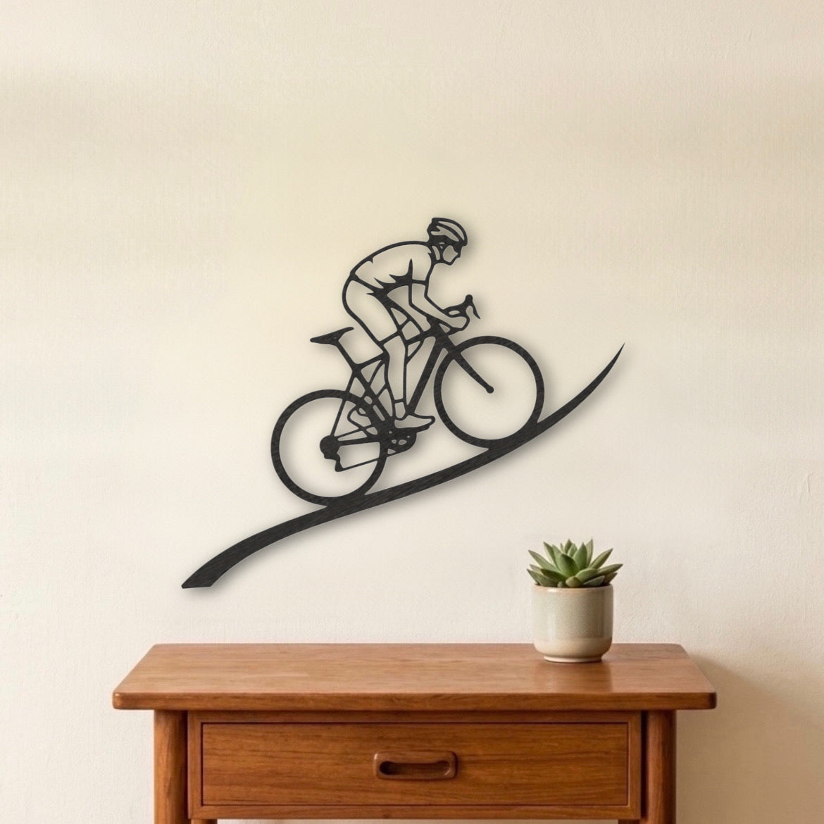 The Cyclist – Decorazione murale artigianale in legno