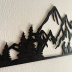 Silhouette Montagna in Legno - Escursionisti sotto la Luna