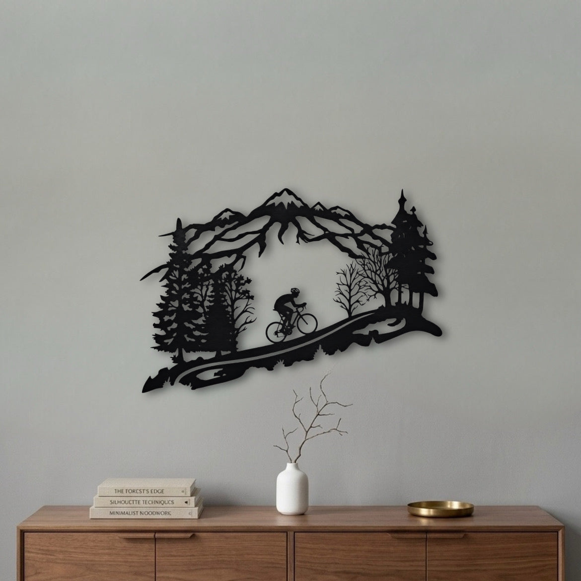 Ciclista tra le Montagne - Decorazione da Parete in Legno