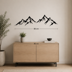 Silhouette montagne intagliate su legno