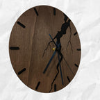 Orologio da Parete "Strike" – Design Moderno a Fulmine - in Legno di Faggio