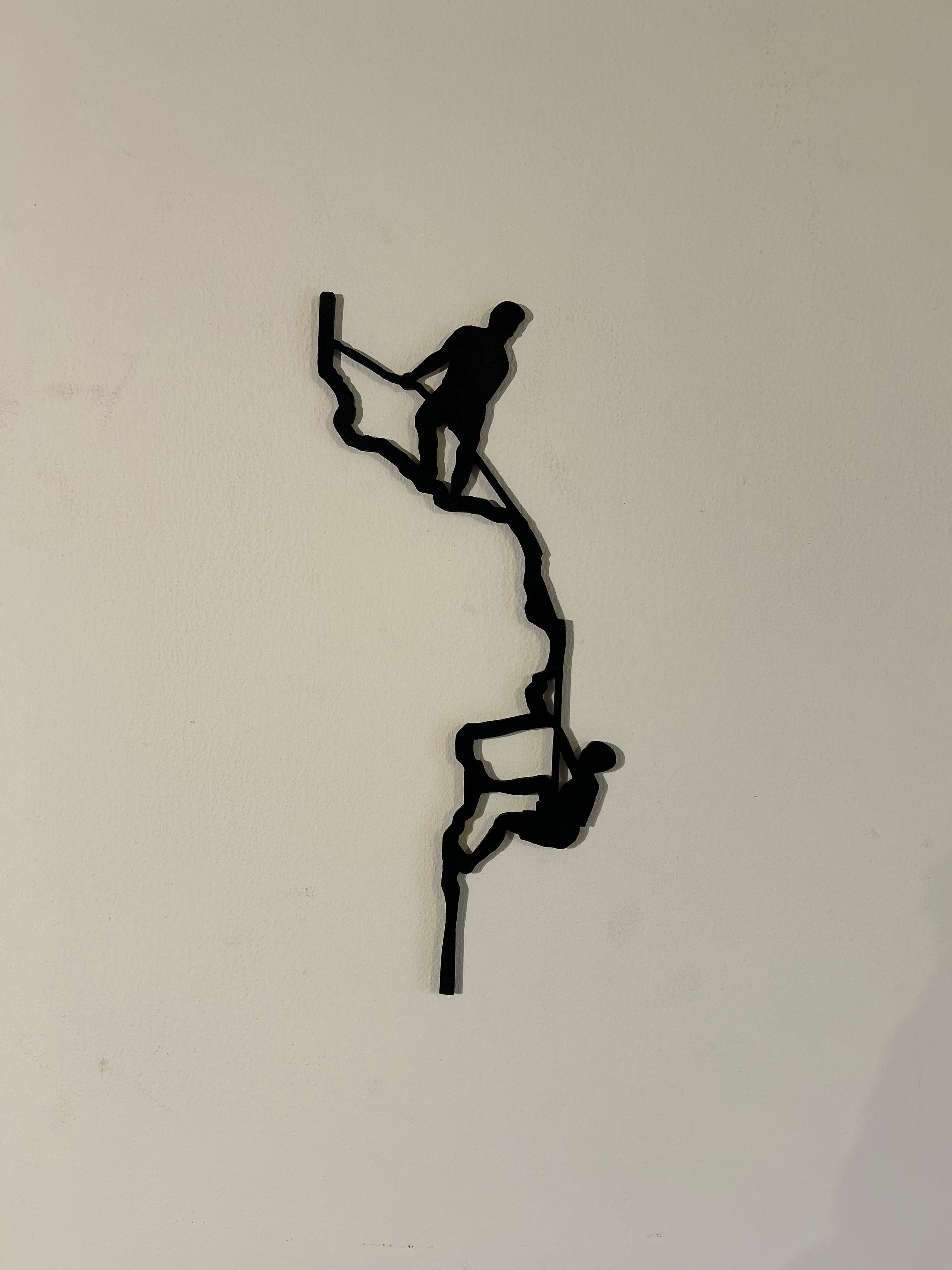 Decorazione Murale "The Climbers" in Legno – Arte Verticale Minimalista
